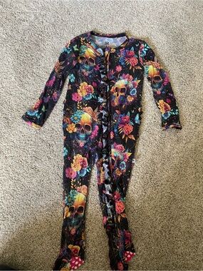 Girls Black Floral Skull Footed One-Piece Pajamas